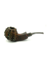 Load image into Gallery viewer, Worrystone Sea Urchin Tobacco Pipe