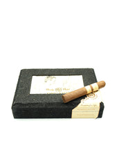 Load image into Gallery viewer, Rocky Patel Decade Robusto 5" x 50