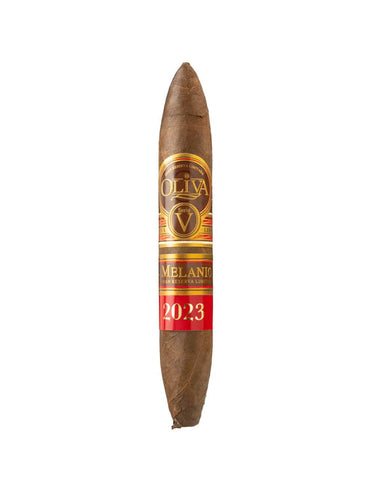 Oliva Serie V Melanio Limited Edition 2023 Figurinos 5.5" x 52